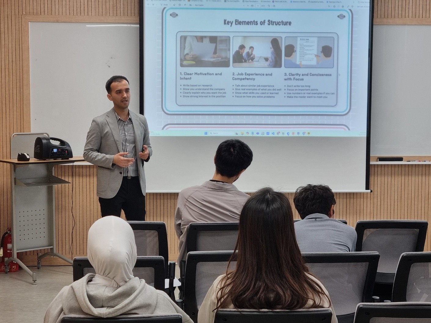 Mock Interview & Presentation Training